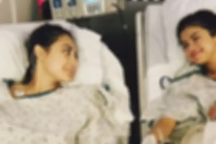 Selena Gomez dan Francia Raisa 