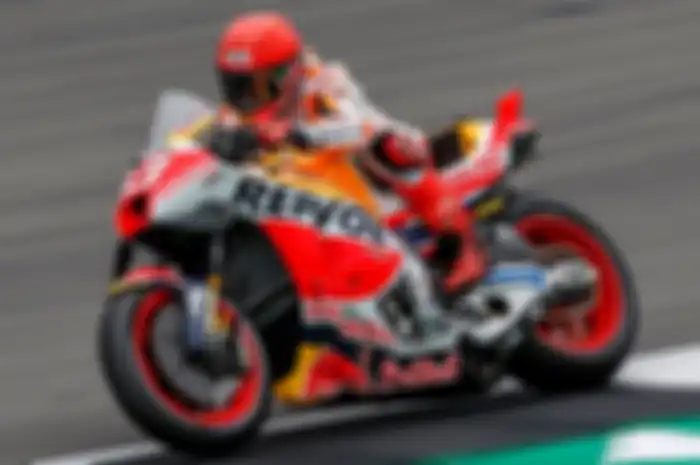 Marc Marquez juga lakukan oper gigi di motor MotoGP meskipun cara oper giginya beda dengan motor biasa