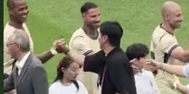 Dua Eks Pelatih Timnas Indonesia Bertemu, Patrick Kluivert Salami Shin Tae-yong yang Digadang-gadang Mendekat ke Persija