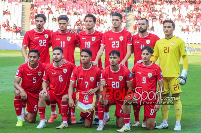 Skuad Timnas Indonesia sedang berfoto bersama di Stadion Utama Gelora Bung Karno, Senayan, Jakarta,  Kamis (7/6/2024).