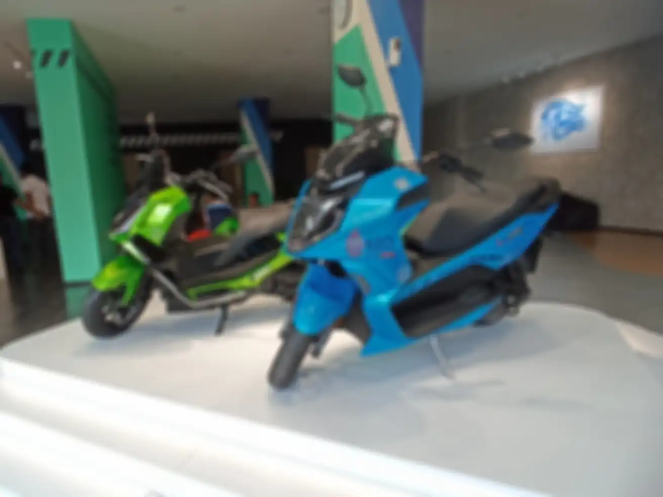 Ilustrasi motor listrik ALVA One dan ALVA Cervo.