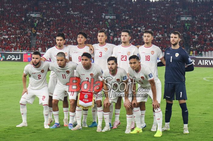 Starting line-up Timnas Indonesia ketika menghadapi Australia di Stadion Utama Gelora Bung Karno, Senayan, Jakarta, Selasa (10/9/2024).