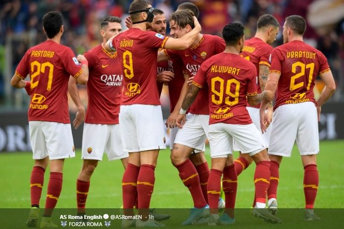 Selebrasi pemain AS Roma saat menang 2-1 atas Napoli pada lanjutan Liga Italia, Sabtu (2/11/2019)