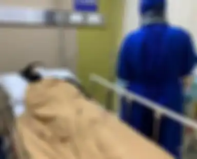 Bunga Zainal dilarikan ke rumah sakit