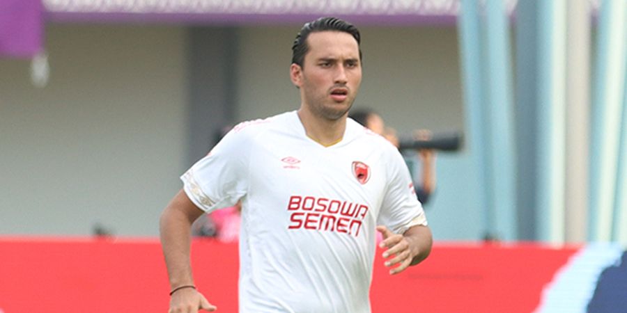 Curhatan Ezra Walian Setelah Latihan Perdana di Persib Bandung