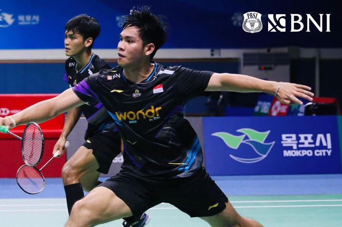 Ganda putra Indonesia, Muhammad Shohibul Fikri/Daniel Marthin, saat tampil pada perempat final Korea Open 2024 di Mokpo Indoor Stadium, Seoul, Korea Selatan, 30 Agustus 2024.