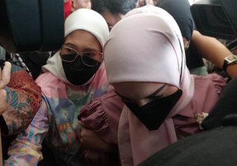 Irish Bella Dijaga Ketat Saat Hadir ke Sidang Cerainya dengan Ammar Zoni