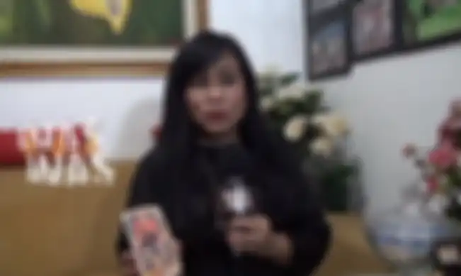 Endang Tarot