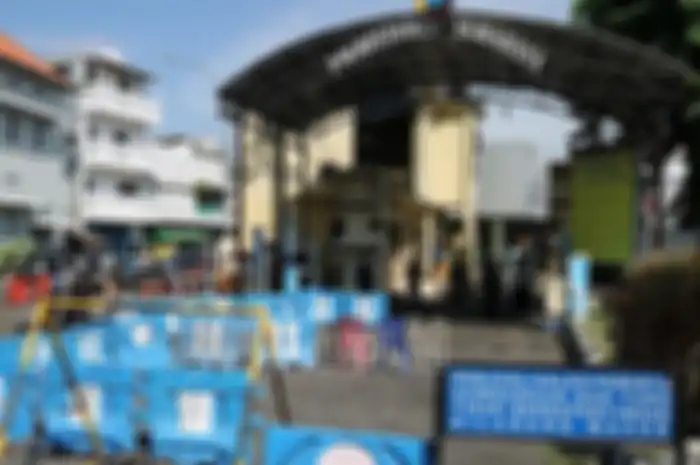 Penampakan depan Polrestabes Surabaya