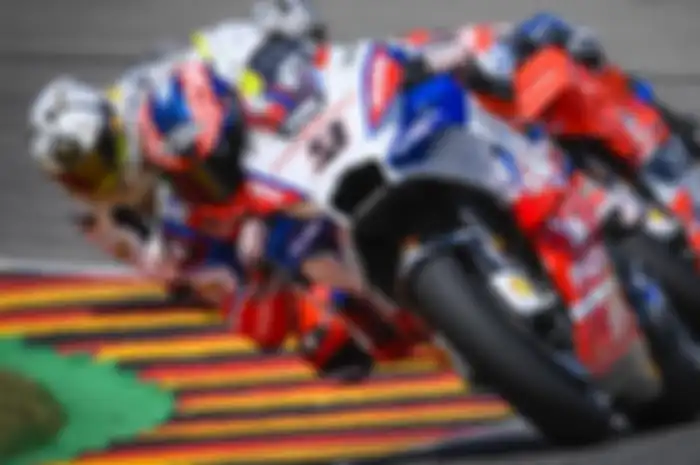 Danilo Petrucci berduel dengan Alvaro Bautista dan Lorenzo di MotoGP Jerman lalu