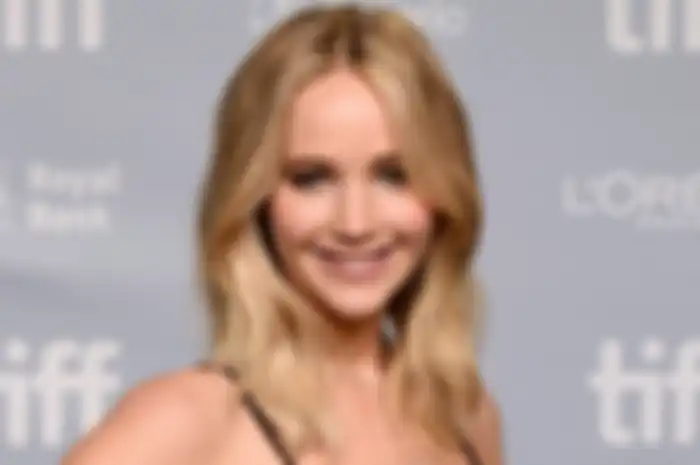 4 Daftar Artis Hollywood yang Selamat dari Kecelakaan Pesawat Tragis