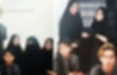 Buktikan Jadi Wanita Tangguh Meski Jadi Single Parent, Umi Pipik Tunjukkan Kemandirian hingga Mampu Miliki Hunian Mewah dengan Sederet Fasilitas Fantastis untuk Bahagiakan 4 Anaknya!