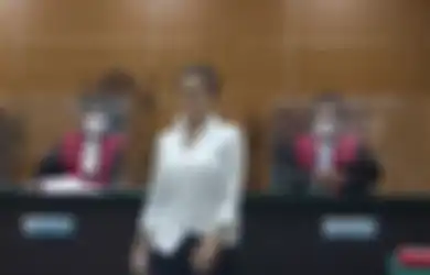 'Ketawa Saja Sih', Reaksi Nikita Mirzani Saat Dengarkan Pembacaan Dakwaan yang Didakwakan padanya