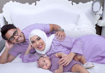 Nyanyikan Lagu dengan Suara Fals, Fitri Tropica Langsung Ditatap Tajam Oleh sang Putri: Sangat Memojokkan dan Menciutkan Nyali Mama