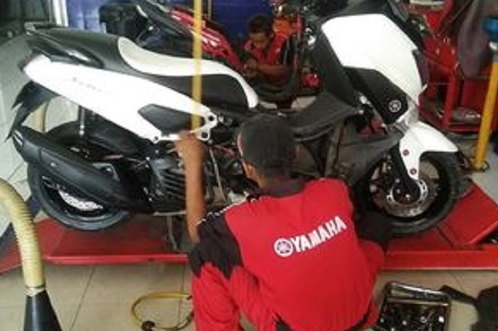 Servis Yamaha NMAX.