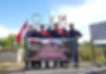  Keren! XMAX Jabeks Community Gelar Touring Kemerdekaan dan Kibarkan Bendera Merah Putih di Titik Nol KM Sape - NTB