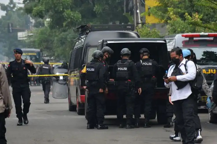 Kasus Bom Bunuh Diri di Astana Anyar, Polisi Lakukan Pengalihan Arus, Bikers Jangan Mendekat di TKP