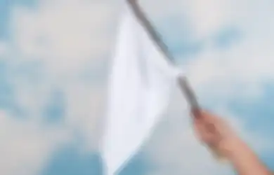 Warga Kibarkan Bendera Putih Jelang Hari Kemerdekaan 17 Agustus, Ternyata Siratkan Maksud Ini di Tengah Pandemi Covid-19