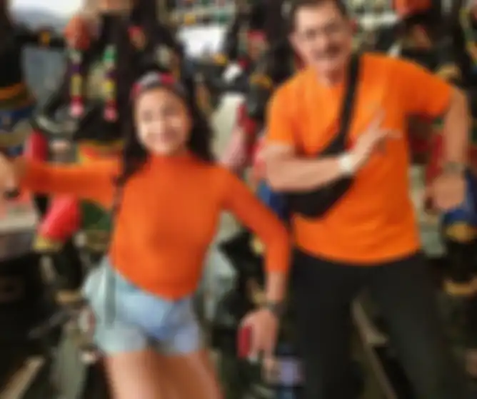Foto Khirani bersama Bambang