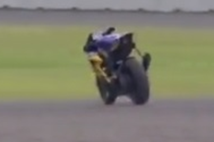 Motor pembalap WSBK jalan sendiri di Sirkuit Mandalika