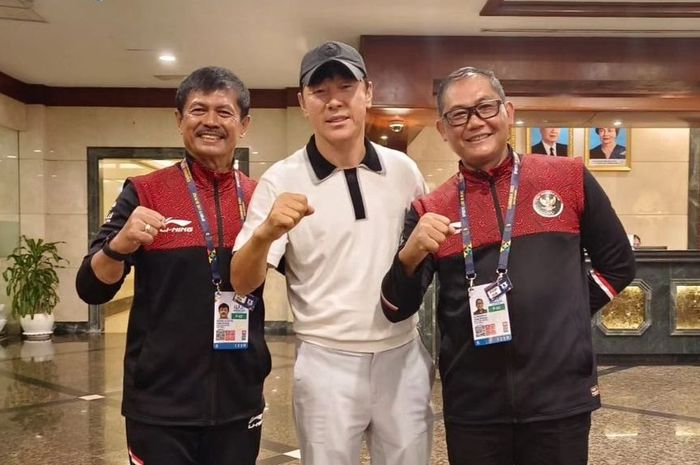 Shin Tae-yong bersama Indra Sjafri dan Sumardji