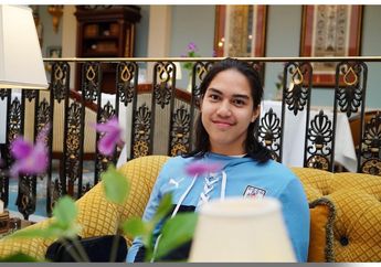 Ada Pose Bak Prajurit TNI Mau Perang hingga Membentuk Simbol Anak Metal, El Rumi Bocorkan Sendiri Foto Alaynya Saat Bocil: Semua Alay pada Zamannya