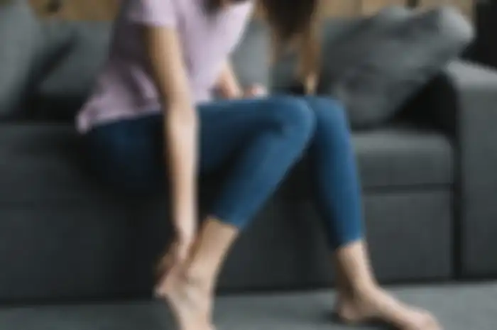 Cek Kolesterol Tinggi Lewat Kaki? Simak Gejalanya