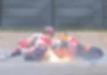Enggak Nyangka, Cara Simpel Ini Bikin Pembalap MotoGP Terhindar dari Cedera Parah Saat Terjatuh