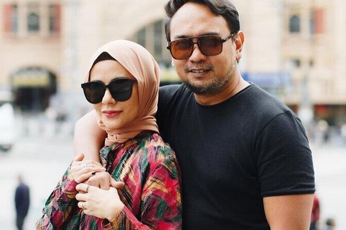 Bebi Romeo dan Meisya Siregar