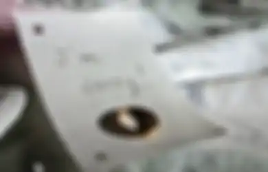 1 Truk Tim Dalmas Sampai Turun Tangan, Perangkat Desa dan Bidan Ini Malah Asik Selingkuh dan Ngamar di Hotel Sampai Digeruduk Warga, Padahal Pamitnya Tugas Bareng Jadi Garda Terdepan Berantas Corona