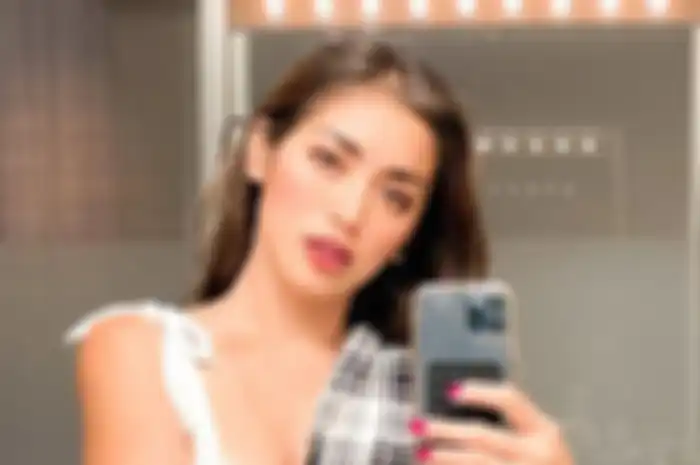 Jessica Iskandar Langsung Kena Nyinyir Netizen Usai Pamer Foto Vulgar di Bulan Puasa Sampai Disebut-sebut Tak Menghormati: Tolong Jaga Aurat, Hormati yang Sedang Berpuasa!