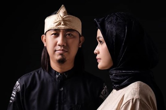 Ade Jigo dan Irene sang istri