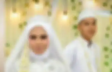 Viral, Seorang Guru yang Melajang 28 Tahun Ini Akhirnya Berjodoh dengan Muridnya, Terpaut Usia 10 Tahun