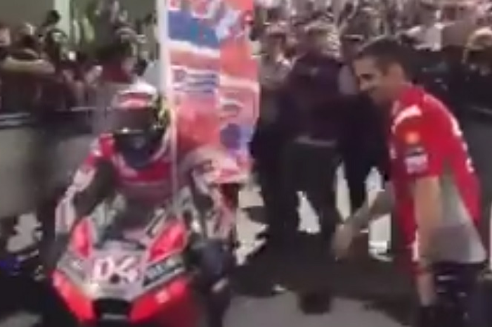 Bendera Desmo Dovi punya kesan dalam banget nih