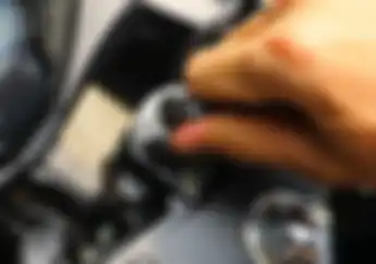 Cairan Penetran Ini Bikin Kunci Motor yang Macet Jadi Lancar Lagi, Dijamin!