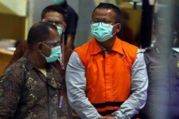 Edhy Prabowo Resmi Pakai Rompi Oranye
