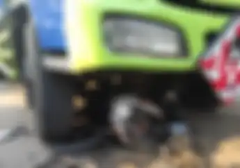 Truk  Gilas 2 Motor di Bantargebang Akibat Rem Blong, Begini Kondisi Pemotor