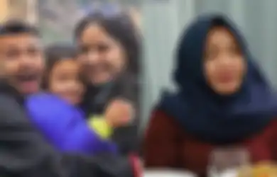 Ikut Dampingi Nagita Slavina Saat Lahiran Anak Kedua, Mbak Lala Nangis Sesenggukan Tahu Kondisi Istri Raffi Ahmad Usai Operasi Gegara Sempat Alami Hal Ini Setelah Bersalin