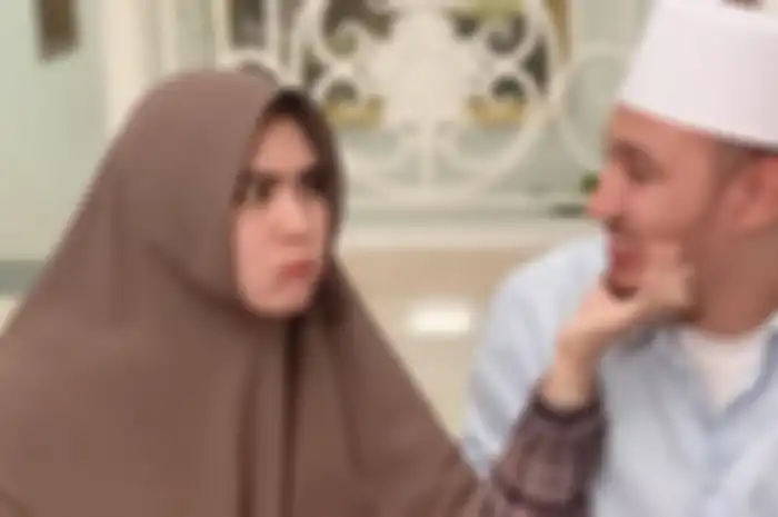 Kartika Putri dan Habib Usman