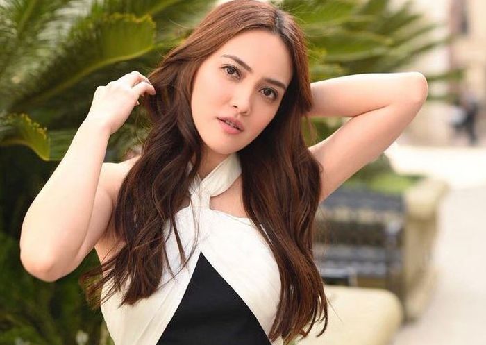 Porno tezda suratga tushdi