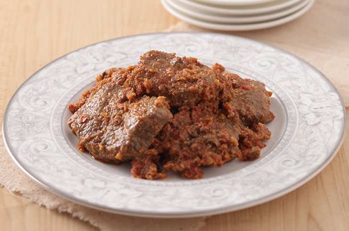 Bumbu rendang spesial bikin sajian Idul Adha 2022 makin nikmat