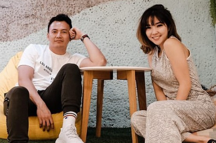 Wijaya Saputra atau Wijin dan Gisella Anastasia 