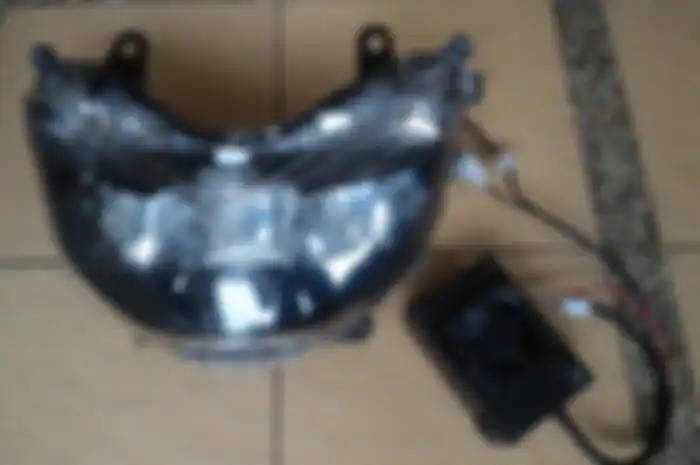 NMAX pakai lampu Fortuner