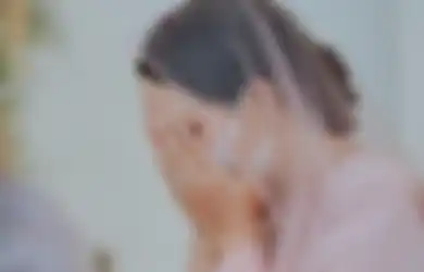 'Kepala di Dada Perempuan', Artis Cantik Ini Kuliti Borok Mantan Suami yang Pangku-pangkuan Dengan Wanita Lain, Faktanya Bikin Syok!