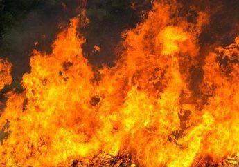 Tengah Malam Nekat Lempar Bom Molotov ke Rumah Pacarnya, Polisi Amankan Dua Tersangka: Pelaku Sakit Hati!