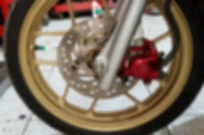 Piringan atau cakram standar Honda Vario lebarnya cuma 190 mm