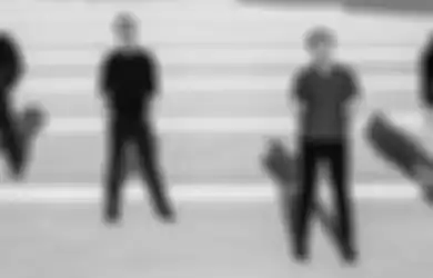 Jimmy Eat World Rilis Lagu dan Video Klip Terbaru, 'Place Your Debts'