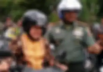 Salut! Walau Bisa Bawa Motor Tapi Walikota Surabaya Ini Enggan Bawa di Jalan Raya