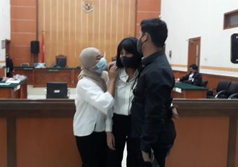 Vanessa Angel Merasa Depresi Hingga Menitikkan Air Mata Jelang Sidang, Kuasa Hukum Jelaskan Alasannya: Tiba-tiba Sekarang Jadi Perkara