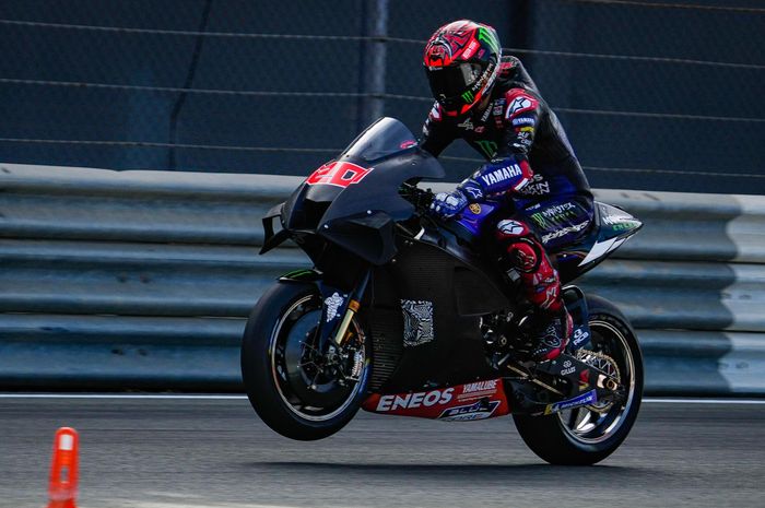 Pembalap Monster Energy Yamaha, Fabio Quartararo pada sesi tes resmi di Sirkuit Ricardo Tormo, Spanyol pada Selasa (8/11/2022)